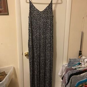 Zenana Outfitters Black and Gray Leopard Slip Maxi Dress